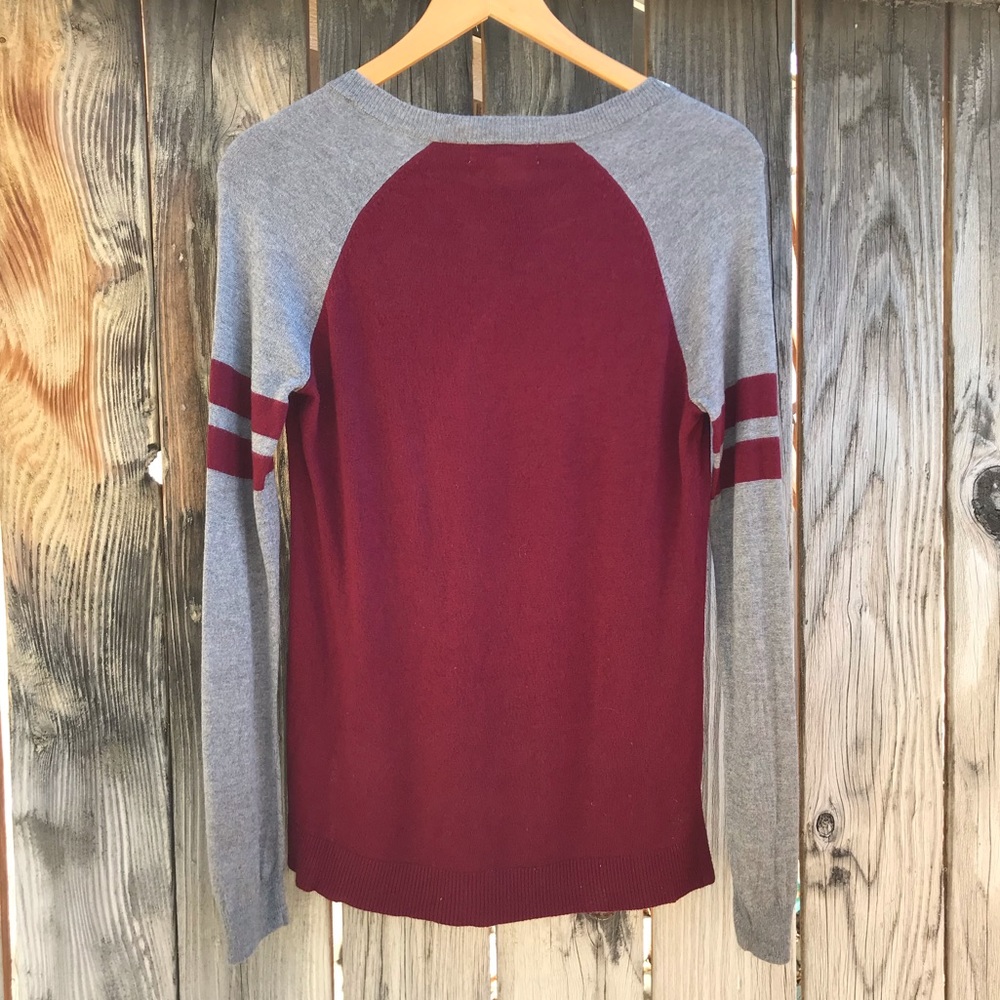Lightweight Maroon & Gray Sweater - Picture 2 of 4